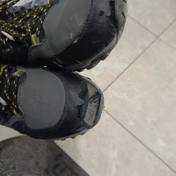 FLO Mağazasındaki Çocuk Ayakkabısının Hızlı Patlaması Ve Haksız Karar Üzerine Ücret İadesi Talebi