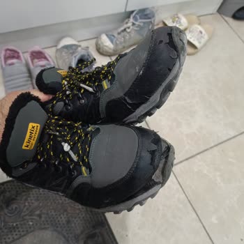 FLO Mağazasındaki Çocuk Ayakkabısının Hızlı Patlaması Ve Haksız Karar Üzerine Ücret İadesi Talebi