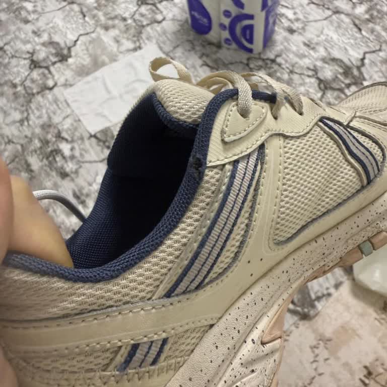 İki Yıllık Garanti Kırıldı: 9 Ayda Skechers Ayakkabıda Yırtılma Ve Deformasyon