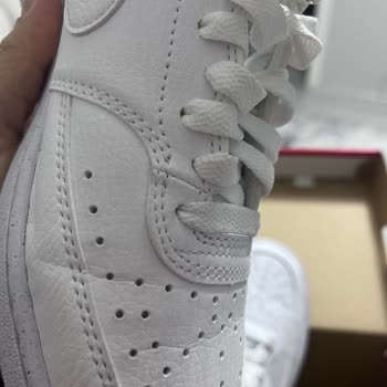 Satın Alınan Nike Ayakkabının Kısa Sürede Sıkması Ve Kırılması Nedeniyle İade Talebi