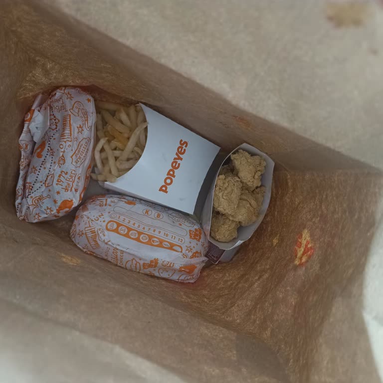 Eksik Hamburger Ve İletişim Sorunu