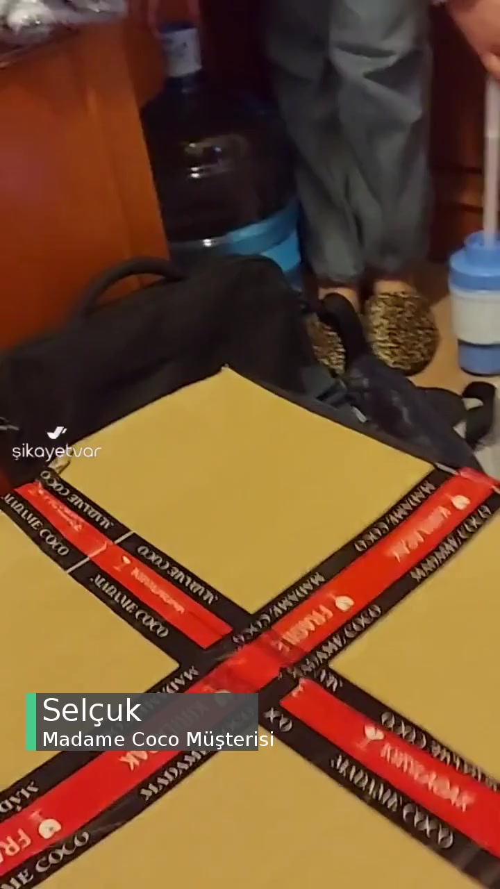 Madame Coco Köşesi Kırık Tabak videonun kapak resmi