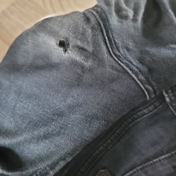 Mavi Mağazasından Alınan Kot Pantolonun Kısa Sürede Yırtılması Ve Değişim Talebi