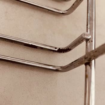 Siemens Ankastre Fırında Paslanan Paslanmaz Parçalar Sağlık Korkusuna Yol Açıyor