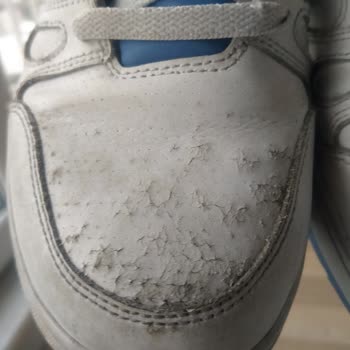 Nike Full Force Ayakkabısının 5 Ayda Çatlaması Ve Sneaks Up Müşteri Hizmetlerinden Cevapsızlık