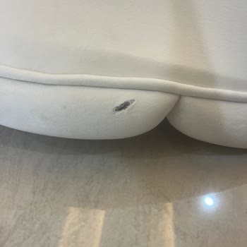 Aras Kargo'nun Teslim Ettiği Hasarlı Berjer Koltuk Ve İade Talebi