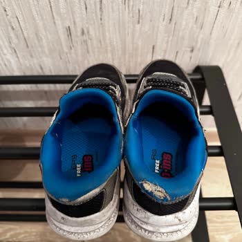 Skechers Çocuk Ayakkabısının Hızlı Yırtılması Ve İade Reddi