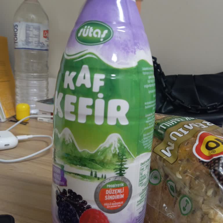 Groseri'de Satın Alınan Kefirin Son Kullanma Tarihine Rağmen Bozulması