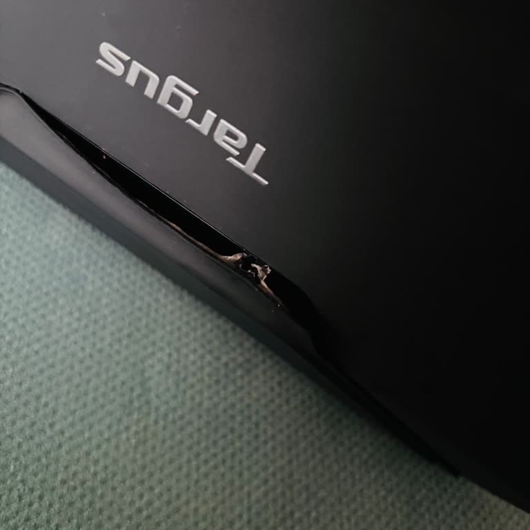 Targus Tablet Kılıfı Yapışkan Bozuldu Media Markt'tan Cevap Gelmedi