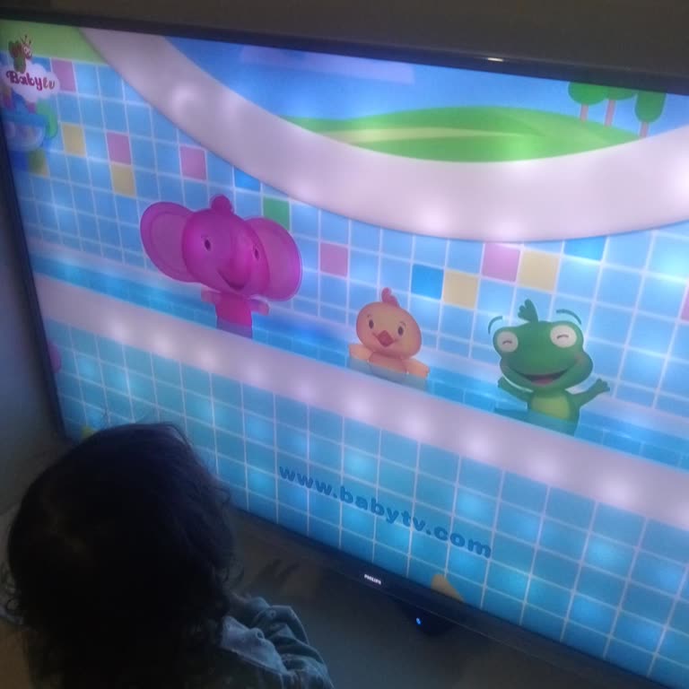 Baby TV Çizgi Filmindeki Karakterin Sincap Benzeri Keskin Sesleri İzleyiciyi Rahatsız Ediyor