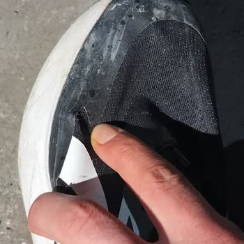 Kısa Sürede Çürüyen Ayakkabıda Garanti Reddi Ve Değişim Talebi