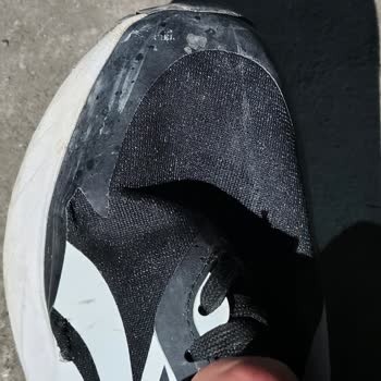 Kısa Sürede Çürüyen Ayakkabıda Garanti Reddi Ve Değişim Talebi