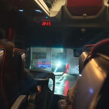 Geç Kalkış, Eski Titreşimli Otobüs Ve Güvenlik Endişesi