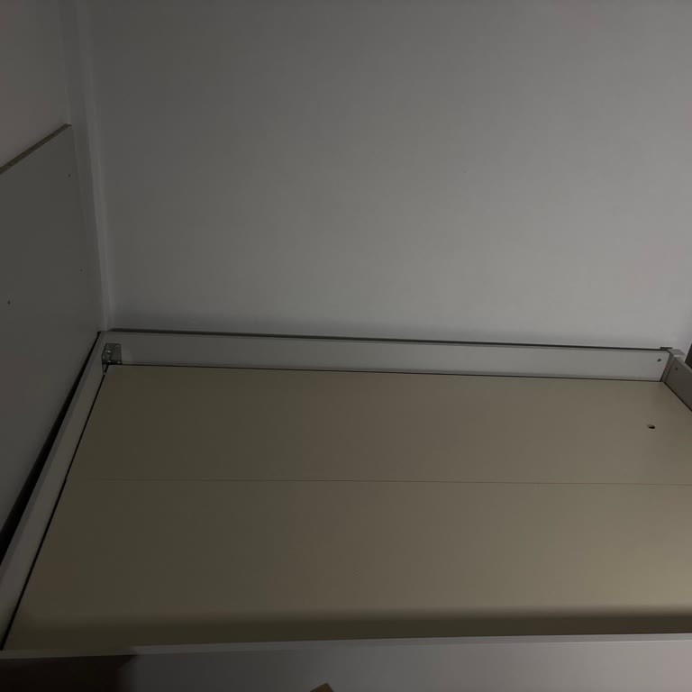 Kelebek Mobilya'da 98.000 TL'lik Yatak Odası Takımının Teslim Ve Montaj Sorunları