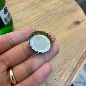 BİM'de Satılan Kızılcahamam Maden Suyu Paslı Kapaklarıyla Sağlık Riskine Düşürüyor