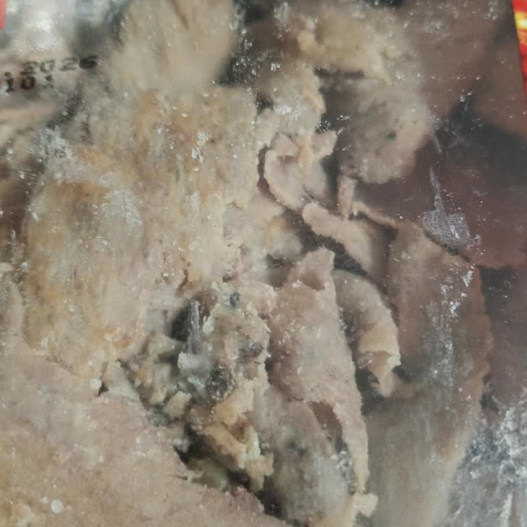 BİM Şubesinde Küflü Döner Ürünü Satışı Sağlık Riskine Yol Açtı