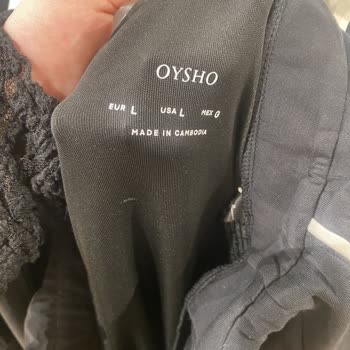 Kapanış Saatine Hâlâ Açıkken Müşteriyi Zorla Çıkaran Oysho Çalışanı