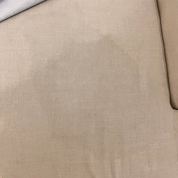 Linen Koltukta Su Lekesi Çıkarılamıyor Ve Satışta Verilen Leke Tutmaz Garantisi İhlali