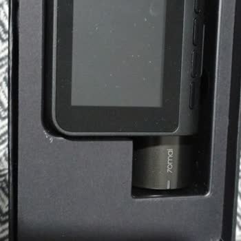 Ek