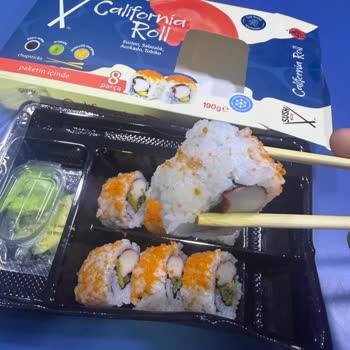 Migros Hazır Suşi Paketi İçinde Beyaz Kıl: Hijyen Sorunu Ve İade Talebi