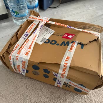 Hepsijet'in Kırık Paket Teslimatı Üzerine Şikayet Ve Geri Dönüş Yok