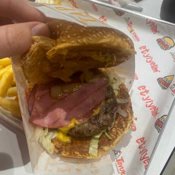 Kasap Burger Porsiyonu Küçüldü, Hayal Kırıklığı Yaşadık
