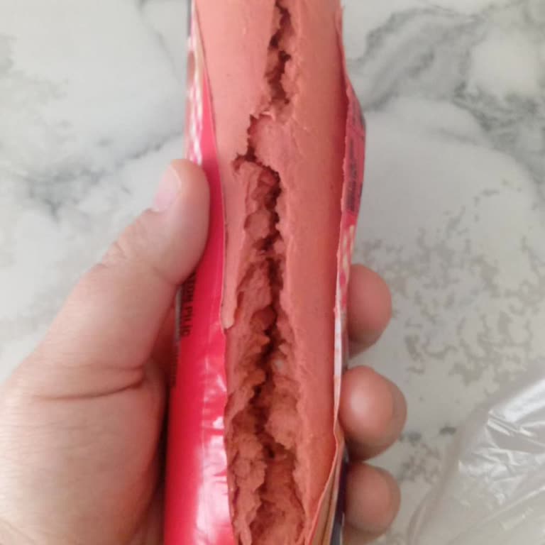 Aytaç Tavuk Sucuğu Bozulmuş Ve Hijyen Endişesi