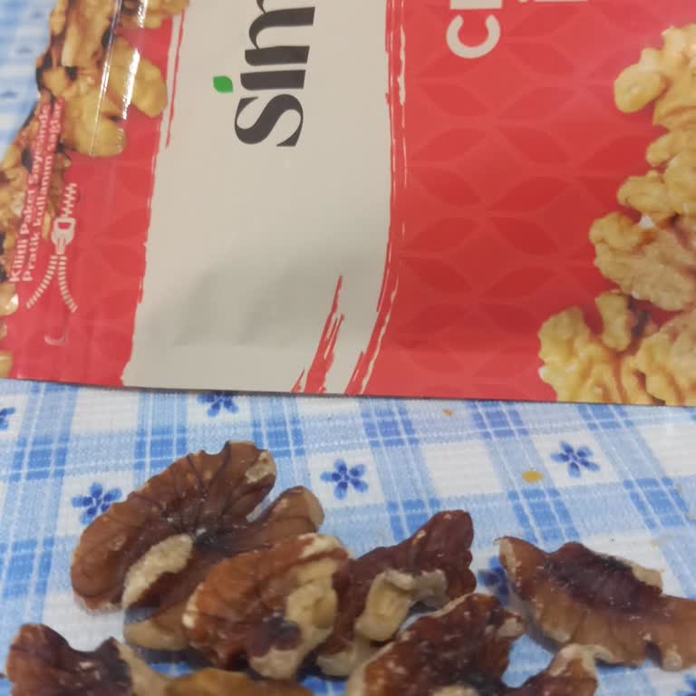 Süresi Geçmemiş Olmasına Rağmen Bozuk Ceviz İçine Hayal Kırıklığı