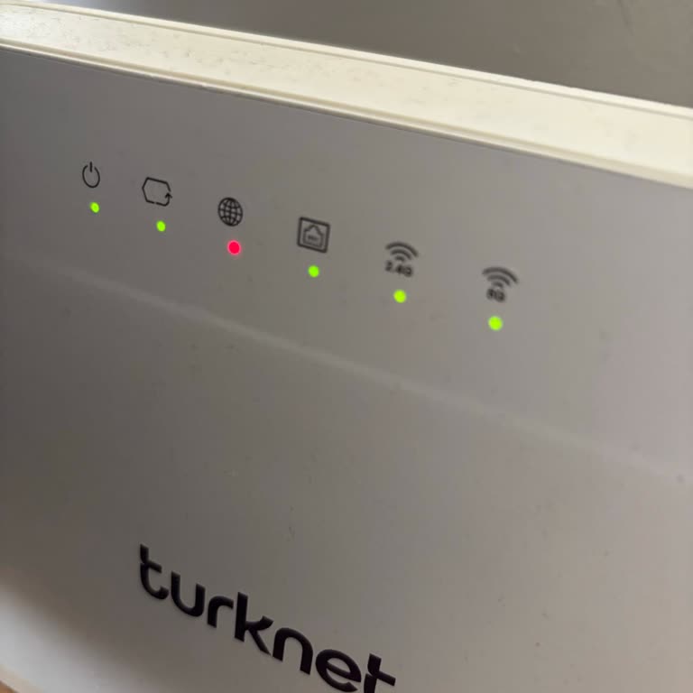 Sürekli Kesintili TurkNet Ev İnterneti Ve Cevapsız Müşteri Temsilcisi