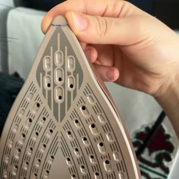 Philips Azur 800 Ütüde Çatlak Ve Kırılma, Hemen Değişim Talebi