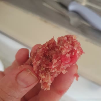 Kıymada Kırmızı Boya Ve Beyazlama Şikayeti