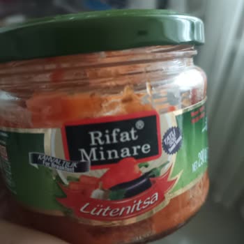 Sos İçinde Tuhaf Madde Ve Gıda Güvenliği Endişesi