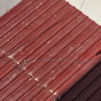 İzinsiz TurkNet Kabloları Bahçemde Güvenlik Riski Oluşturuyor