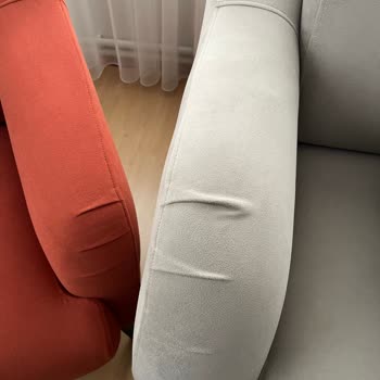 Kelebek Mobilya'da Kusurlu Koltuk Ve Yemek Masası İçin Tam İade Talebi