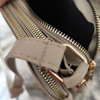 Kalitesiz Çantalar Ve Bozuk Fermuarlar İçin İade Talebi