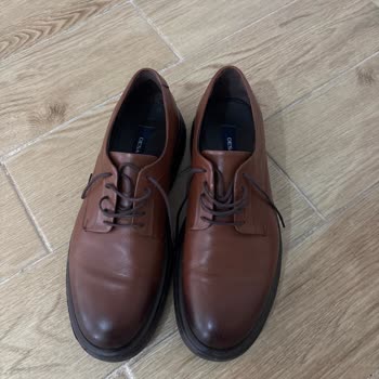 Desa Ayakkabısının Tekrarlayan Ayak Derisi Kırması Ve Haksız İade Teklifi