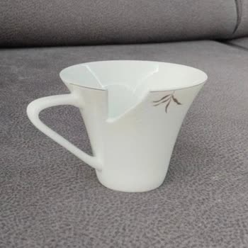 Aly Home’dan Gelen Kahvaltı Takımında Kırık Fincan Ve Cevapsız Satıcı
