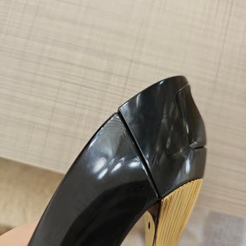 Kokusu Yok Ve Şişesi Şüpheli, Yorum Yayınlanmadı