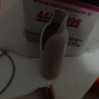 Kazara Kırılan Ürün İçin Zorla Ücret Alınması Ve Saygısız Davranış