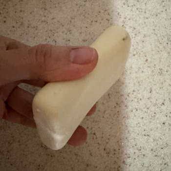 Hacı Şakir Sabununda Kesici Yabancı Madde Nedeniyle Cilt Tahrişi