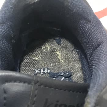 Kısa Sürede Aşırı Yıpranan Spor Ayakkabıda Üretim Hatası İddiası Ve Değişim Talebi