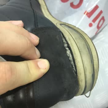 Kısa Sürede Aşırı Yıpranan Spor Ayakkabıda Üretim Hatası İddiası Ve Değişim Talebi