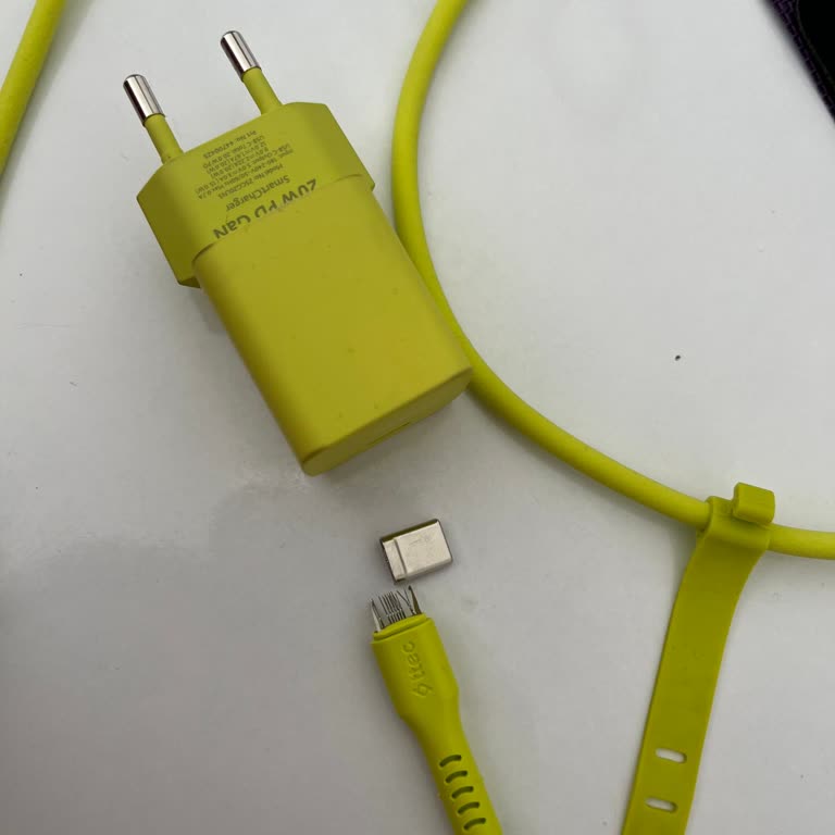 D&R'dan Aldığım Ttec Şarj Aleti 1 Ayda Arızalandı, İade Talebim