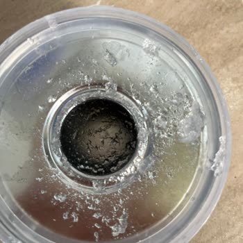 İsonem Liquid Glass Ürünün Aktifleştirme Sıvısının Kurumuş Olması
