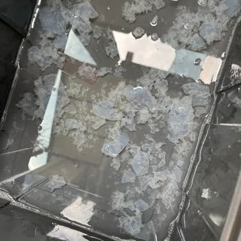 İsonem Liquid Glass Ürünün Aktifleştirme Sıvısının Kurumuş Olması