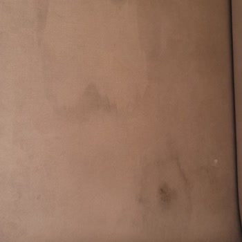 Yoğun Sigara Kokusu Ve Su Kesintileri Nedeniyle Tesisten Ayrılma