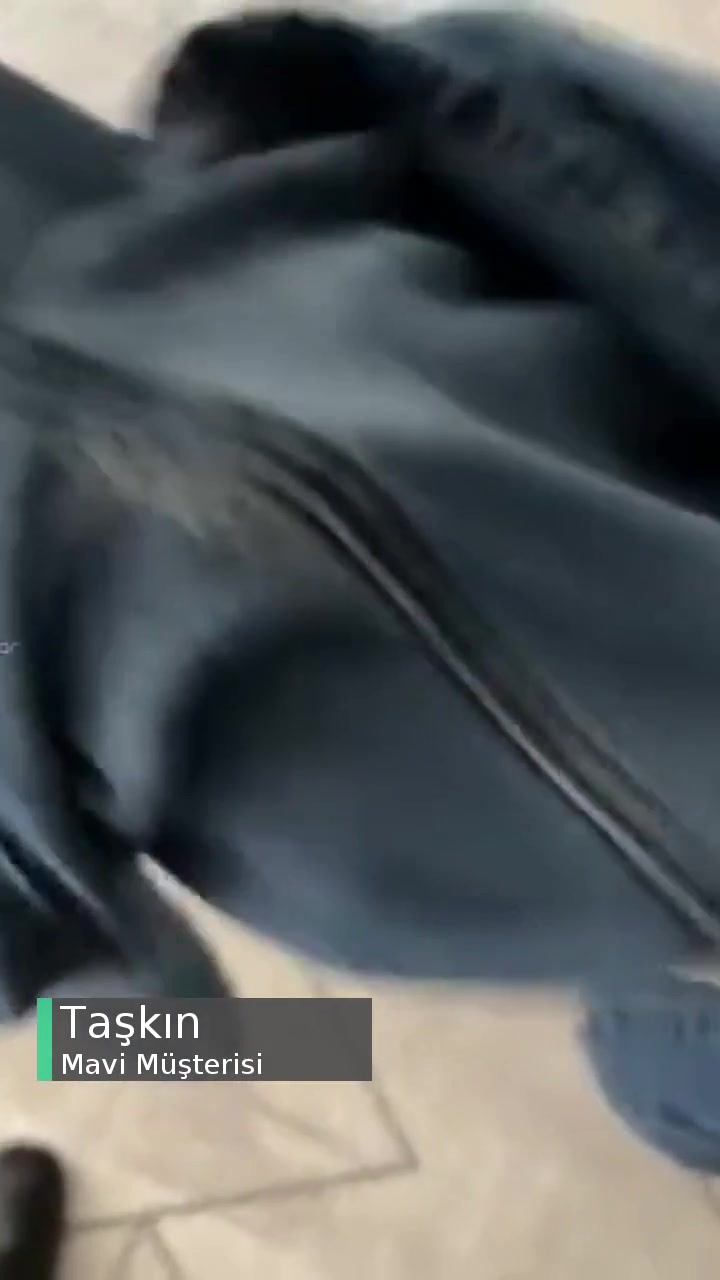 Mavi Markasının Yırtılan Pantolonları videonun kapak resmi