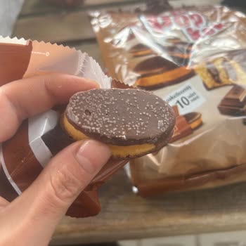 Eti Popkek’te Beyaz Kabarcıklar Hayal Kırıklığı Ve Sağlık Endişesi Yaratıyor