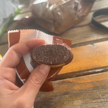 Eti Popkek’te Beyaz Kabarcıklar Hayal Kırıklığı Ve Sağlık Endişesi Yaratıyor