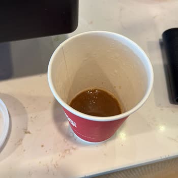 İstanbul Havalimanı Juan Valdez Otomattan Eksik Latte Ve Geri Dönüşsüz İade Talebi